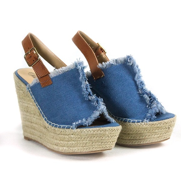 Penny Loves Kenny Notch - Picture 1 of 6